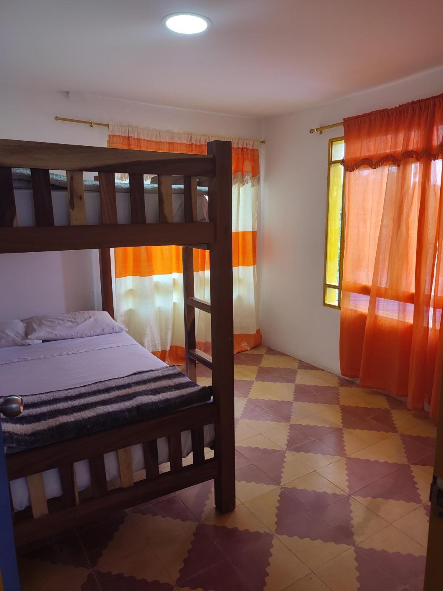 Alegria Hostel Boutique Гуатапе Номер фото