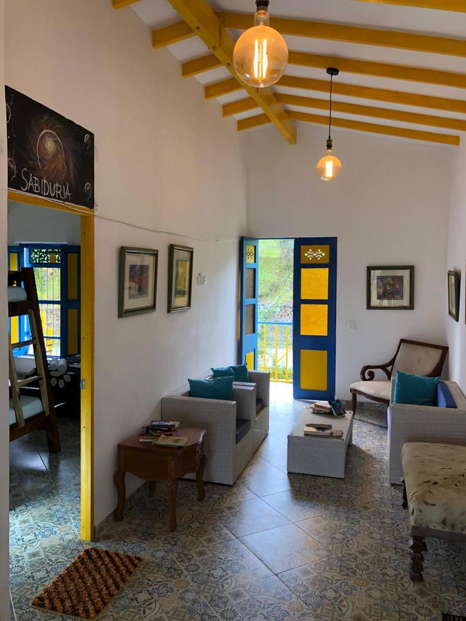 Alegria Hostel Boutique Гуатапе Номер фото